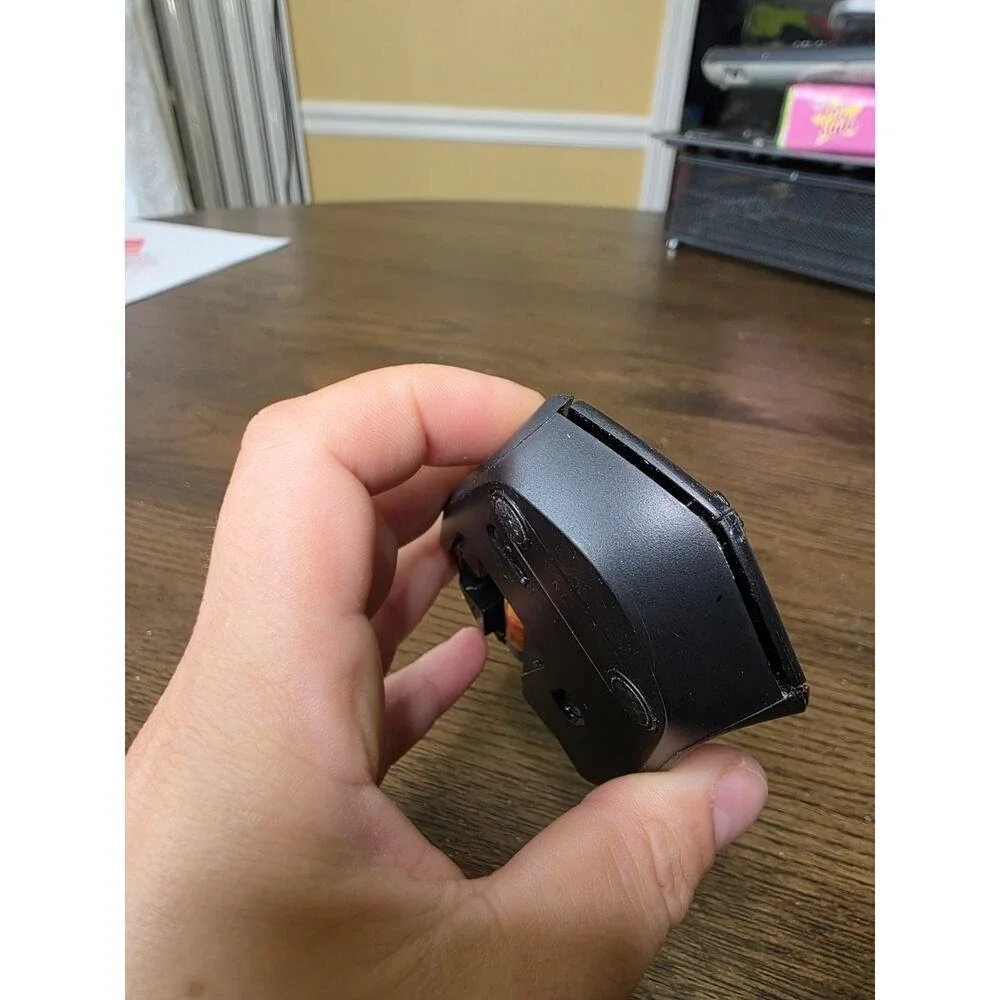 Logitech M275 Wireless Computer Mouse No USB Receiver Dongle